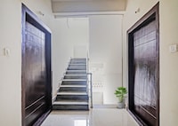 Hotel O SILVER SUITES 