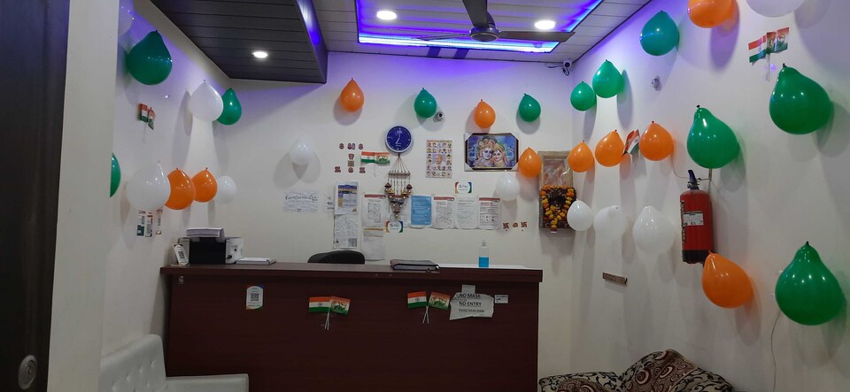 SPOT ON 91032 Hotel Rm Plaza , Corporate Complex, Agra