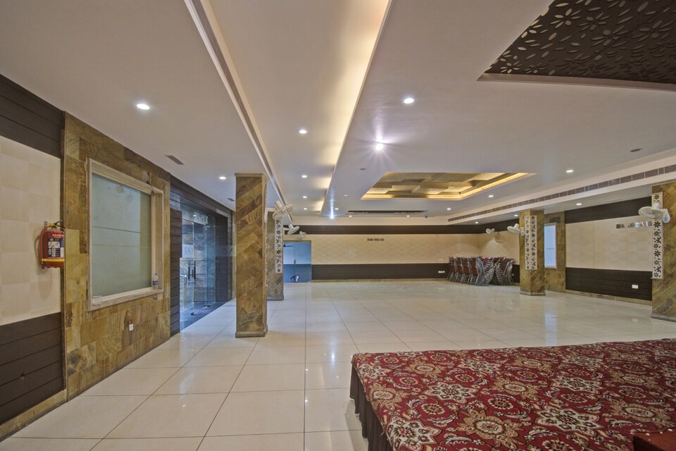 Capital O 91036 Hotel Stanza, Raja Park Jaipur, Jaipur