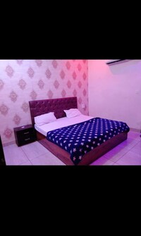 SPOT ON Unique Restaurant