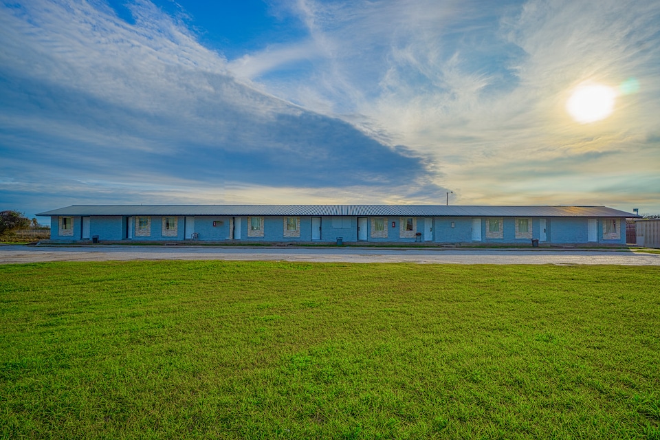 Padre Motel Corpus Christi , TX - 358 By OYO, Corpus Christi Central, Corpus Christi TX