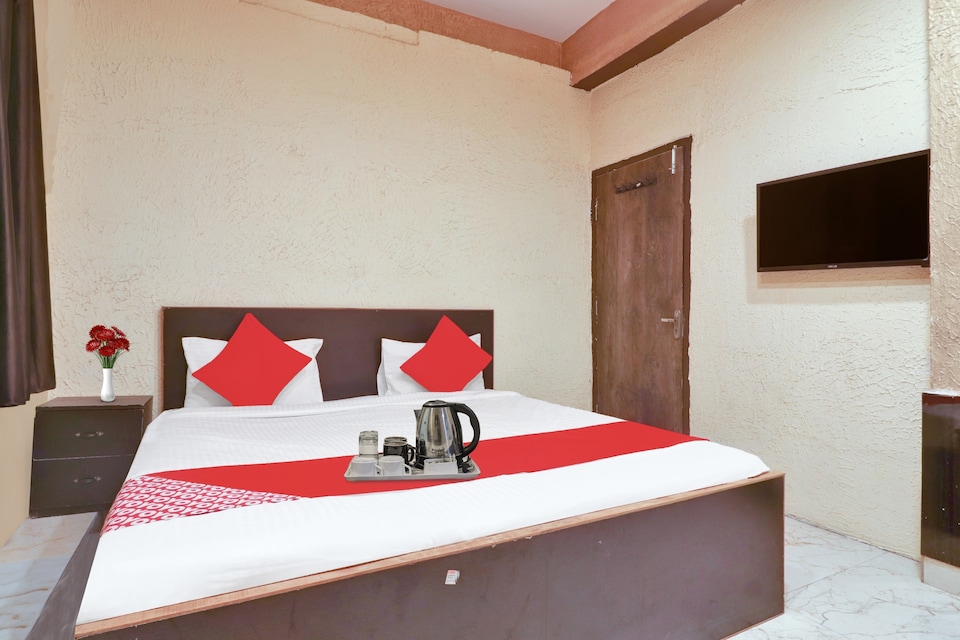 OYO Hotel Aman International, Shamshabad, Hyderabad