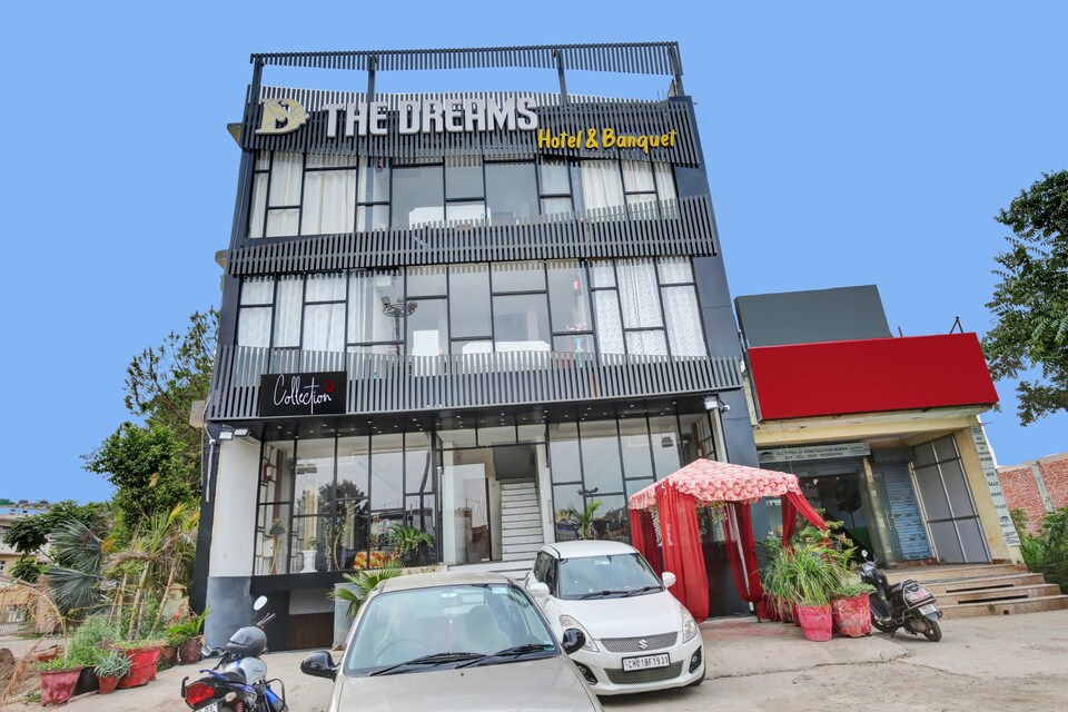 Collection O The Dreams Hotel & Banquet, Kharar, Kharar