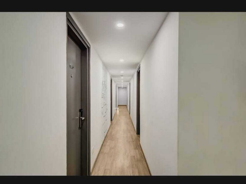 OYO Hotel Raas Near Crown Plaza, Rohini Delhi, दिल्ली