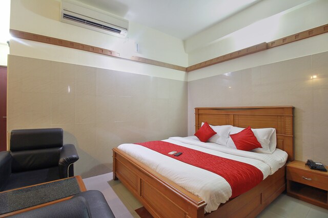 OYO 11669 Abrigo City Centre Gandhipuram