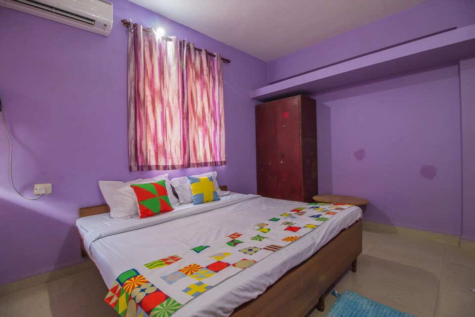 OYO 11673 Home Colourful 2BHK Miramar Beach, Panjim Goa, Goa