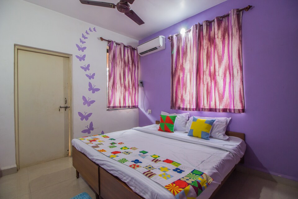 OYO 11673 Home Colourful 2BHK Miramar Beach, Panjim Goa, Goa