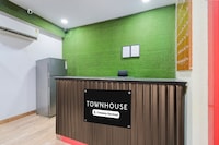 Super Townhouse Hitech City Madhapur