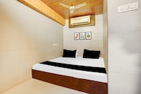 Super Hotel O Ambedkar Chowk Ulhasnagar