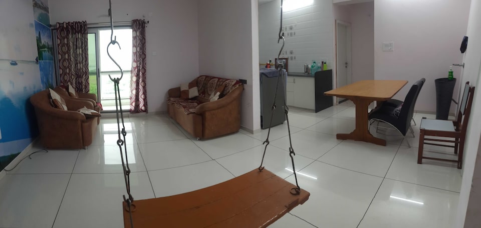 Hotel O Home Wonder Holidays, Kalawad Road Rajkot, Rajkot