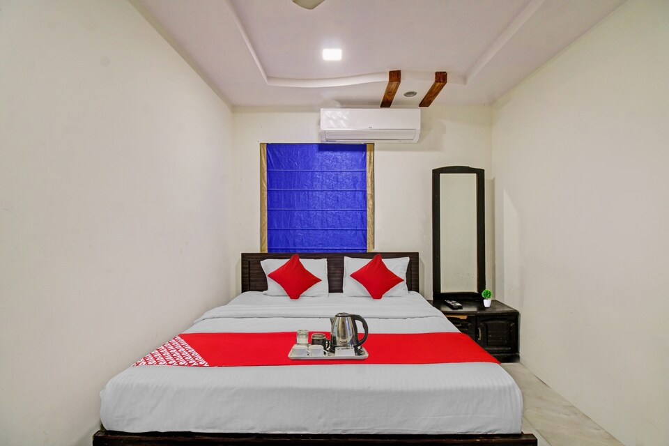 OYO 91250 Four Seasons Service Apartment, Bus Stand Nagpur, Nagpur