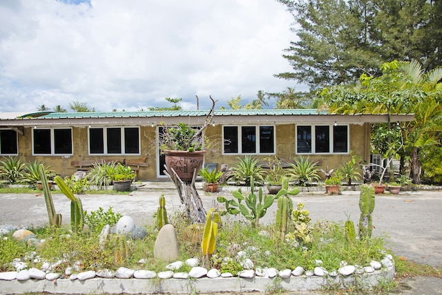 Capital O 90557 Dedsaan Beach Village