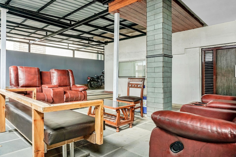 Capital O Hotel Sai Inn, Pimpri Pune, Pune