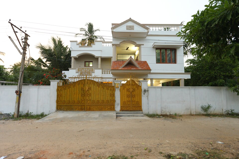 OYO Home 11699 Traditional 2BHK, Pondicherry City Centre, Pondicherry