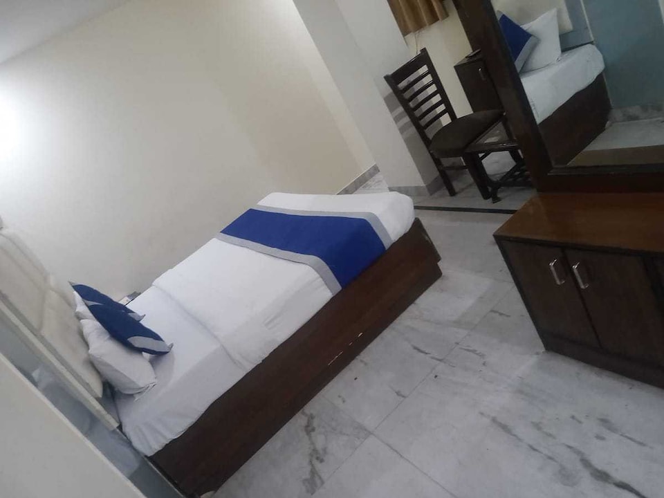 OYO Hotel Lex, Airport Delhi, Delhi Transit