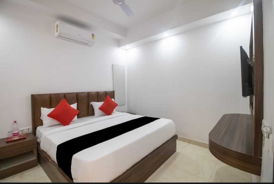 OYO Hotel Lex, Airport Delhi, Delhi Transit