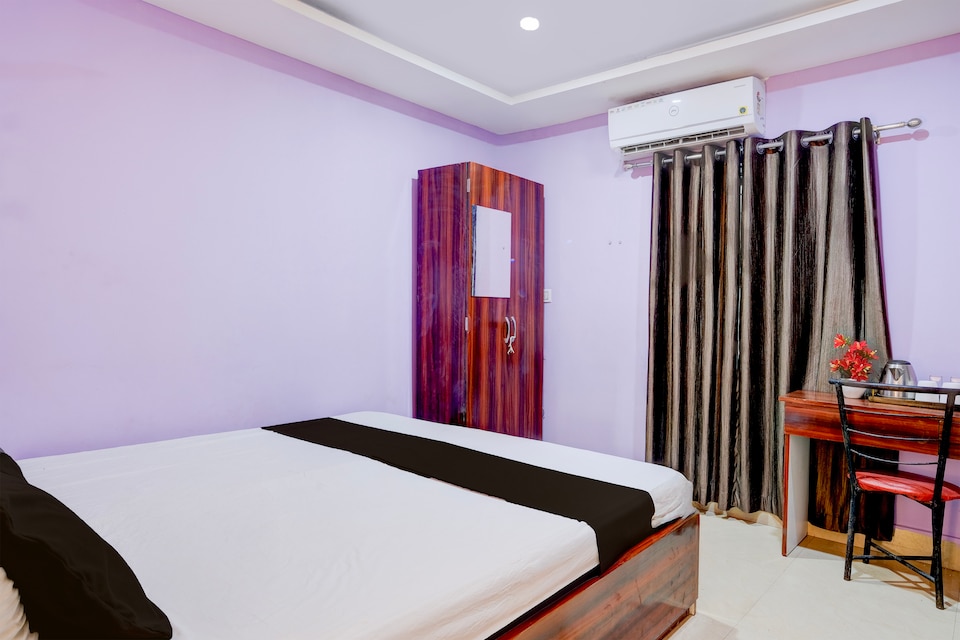 Collection O Rani Gate Guwahati Formerly Lakhi Guest House, ISBT Guwahati, Guwahati