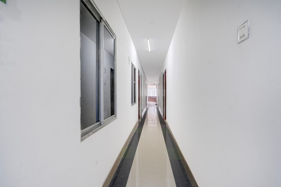 Collection O Rani Gate Guwahati Formerly Lakhi Guest House, ISBT Guwahati, Guwahati