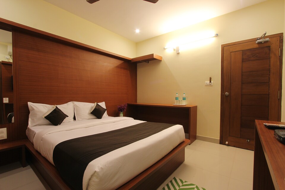 OYO 11711 The Grand Inn, Mysore City Center, Mysore