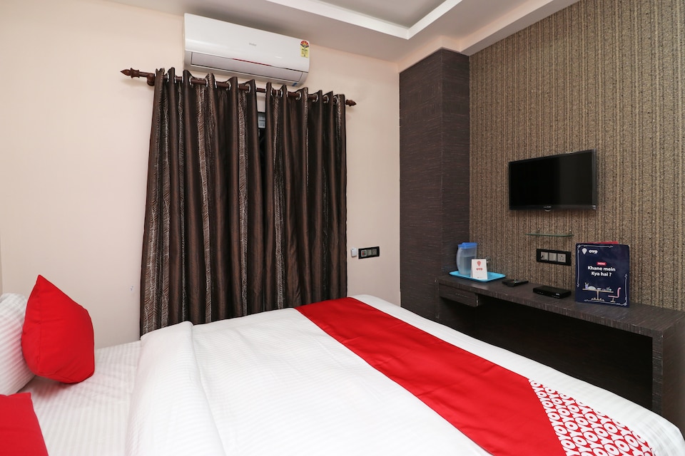 OYO 11723 Hotel Barney Grand, Pan Bazar Guwahati, Guwahati
