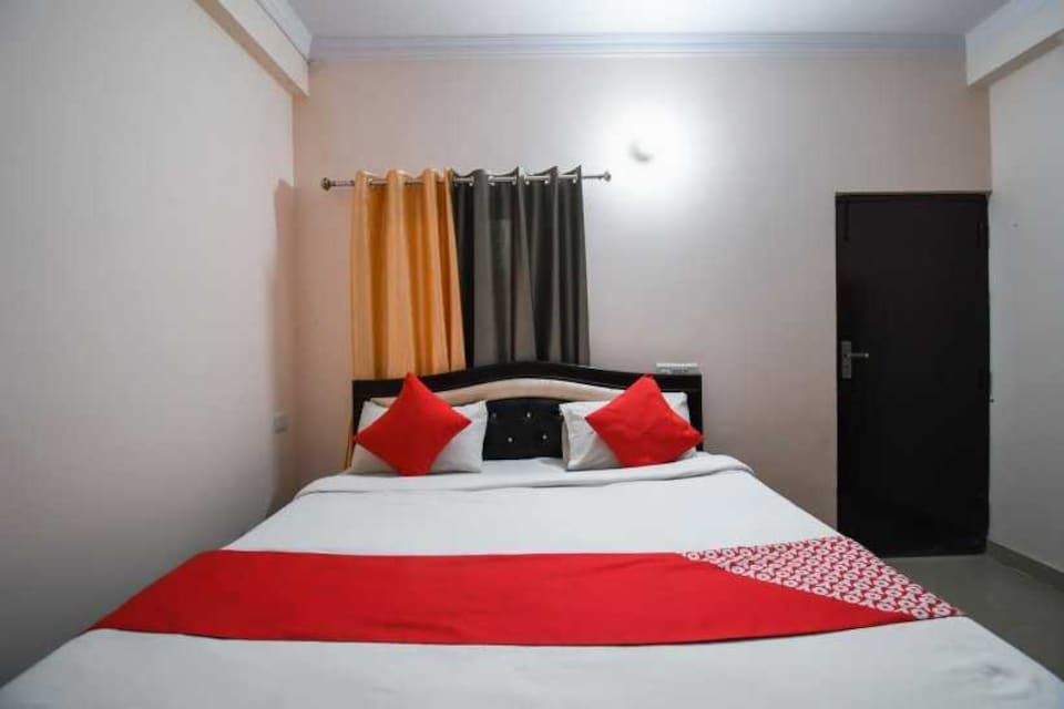 Hotel O Krishna Residency Inn, Noida City, Noida