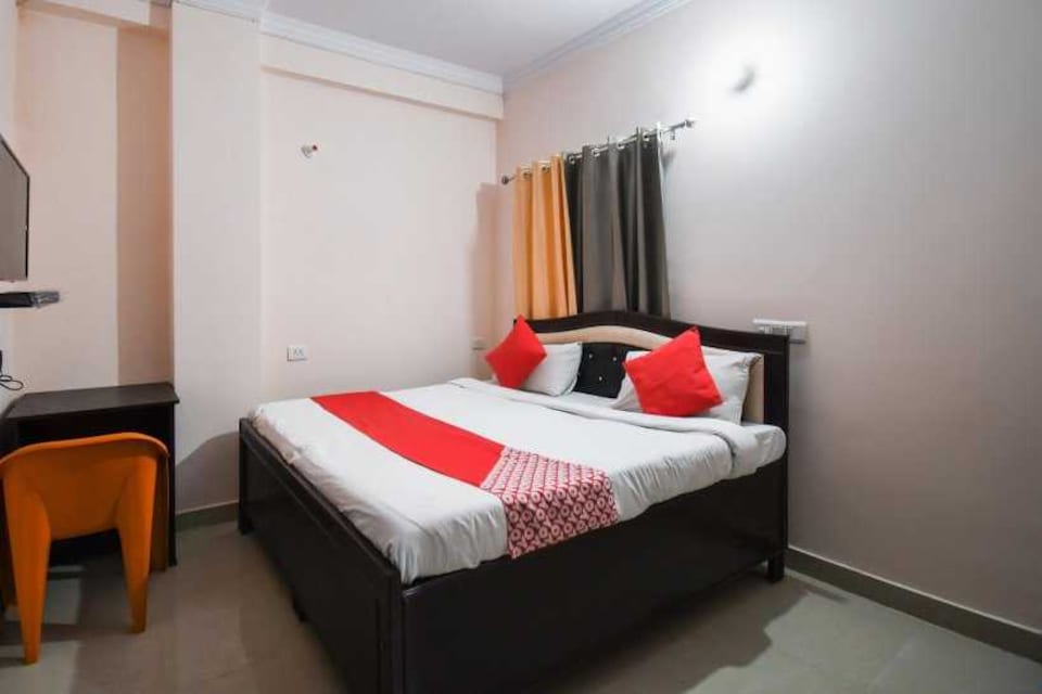 Hotel O Krishna Residency Inn, Noida City, Noida