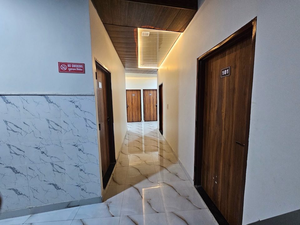Hotel O Happy Residency., Faridabad, Faridabad