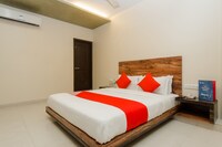 OYO Hotel Sai Comforts