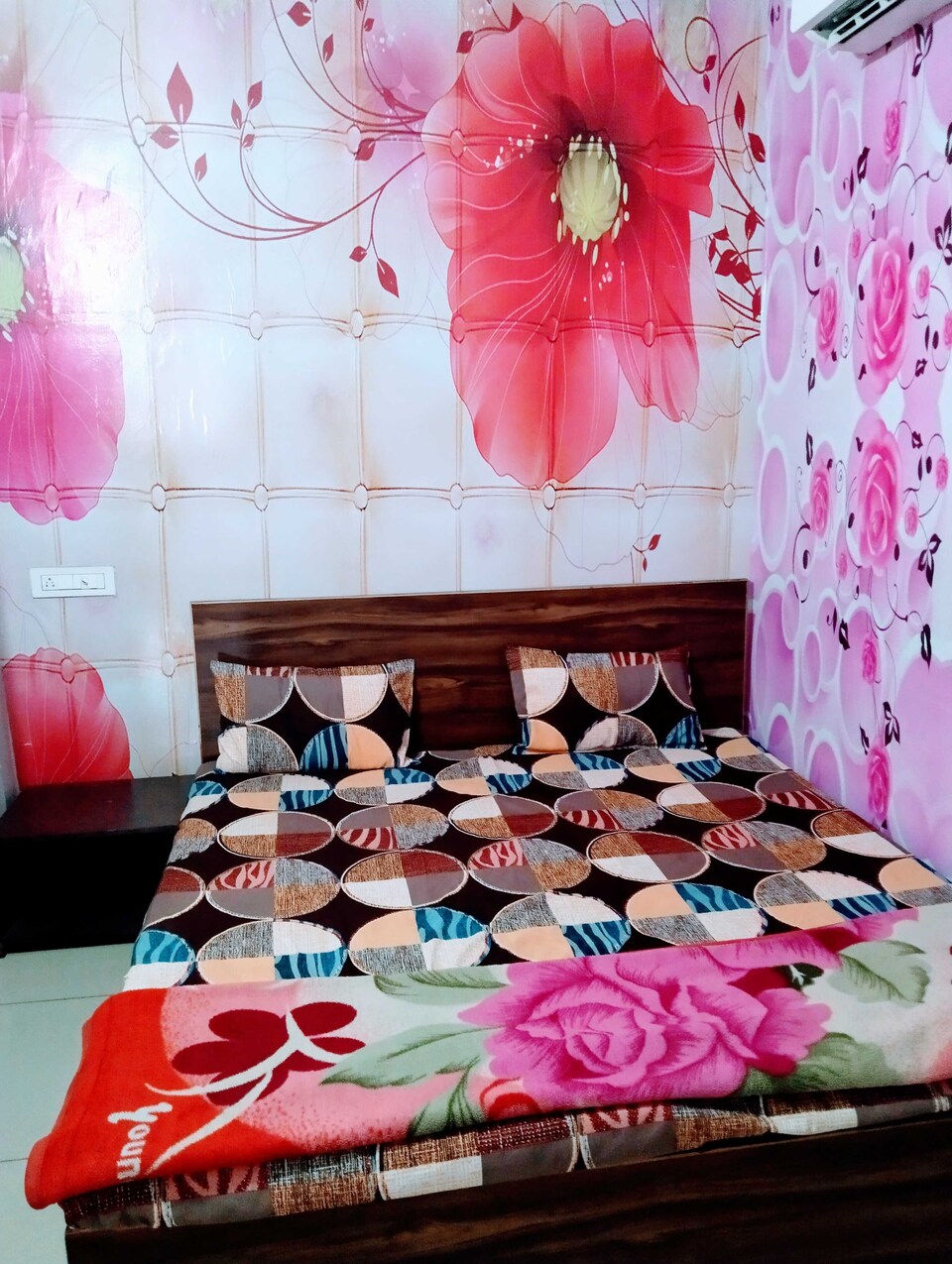 POP Corner House 3k, GT Road Ludhiana, लुधियाना