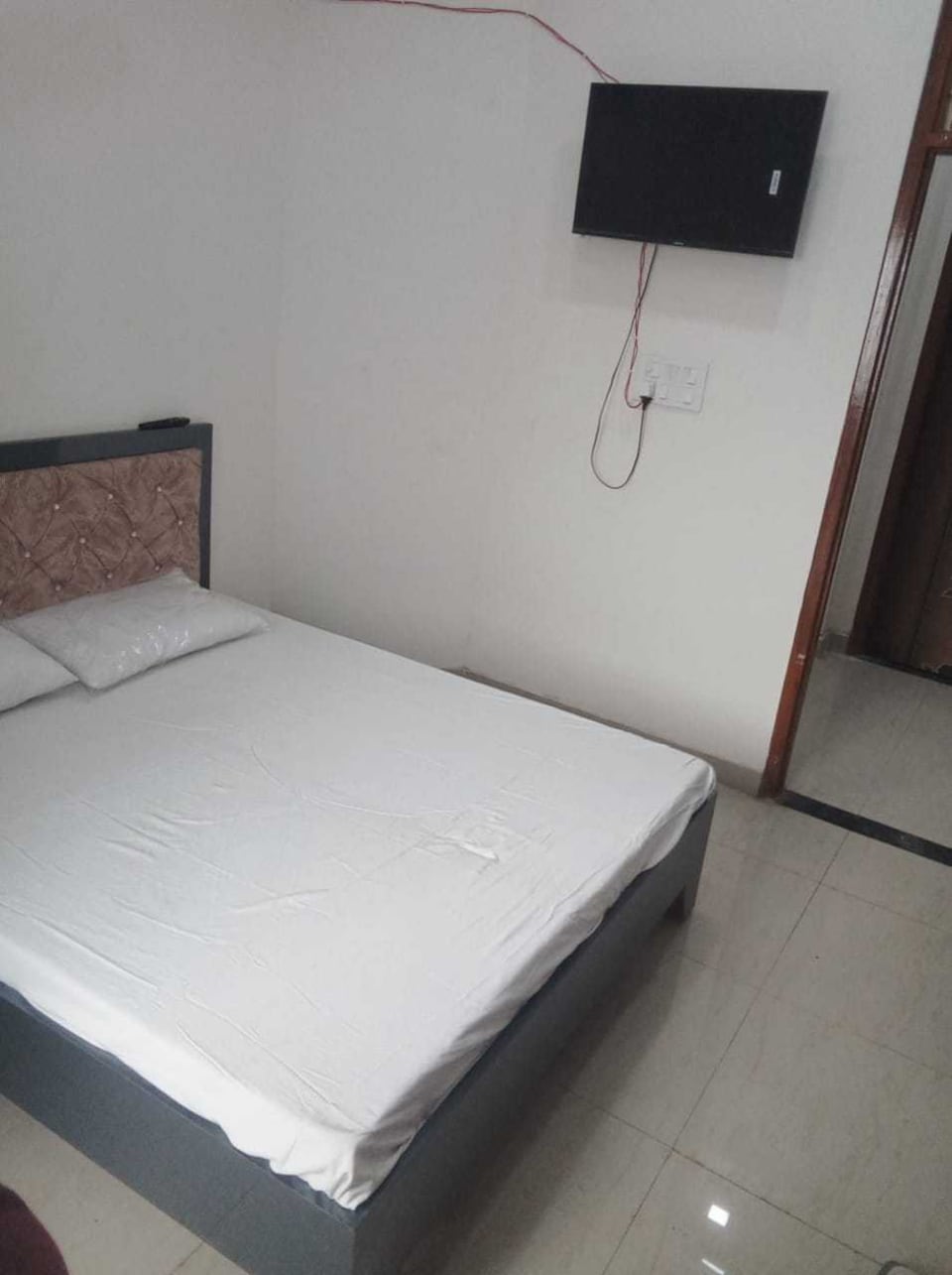 POP Hotel Rana, Meerut, Meerut