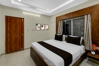Super Townhouse Financial District Gachibowli Formerly Srinika Inn