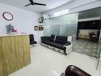 Townhouse Financial District Gachibowli Formerly Srinika Inn