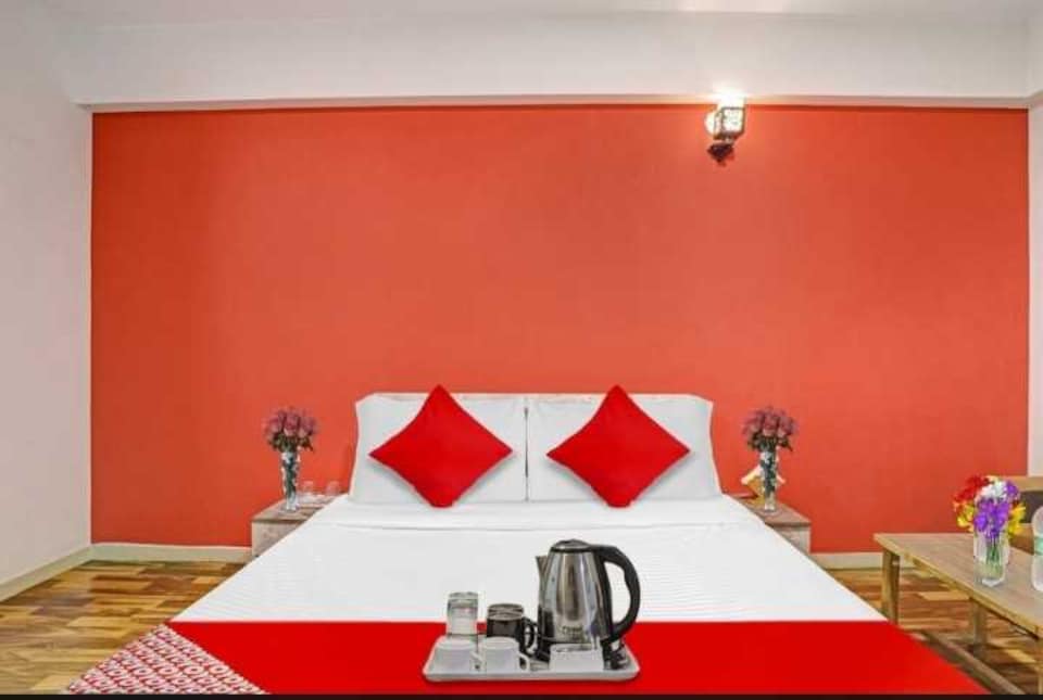OYO Hotel Apple Inn, Airport Surat, Surat