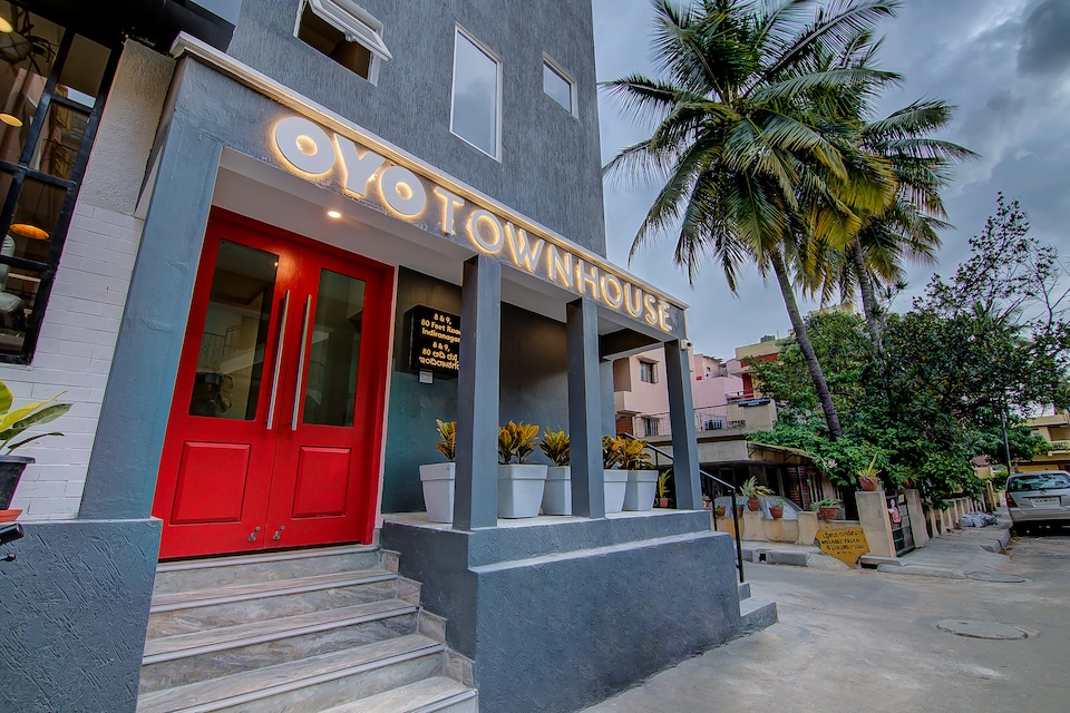 OYO Townhouse 35 Indiranagar, Indiranagar Bangalore, Bangalore