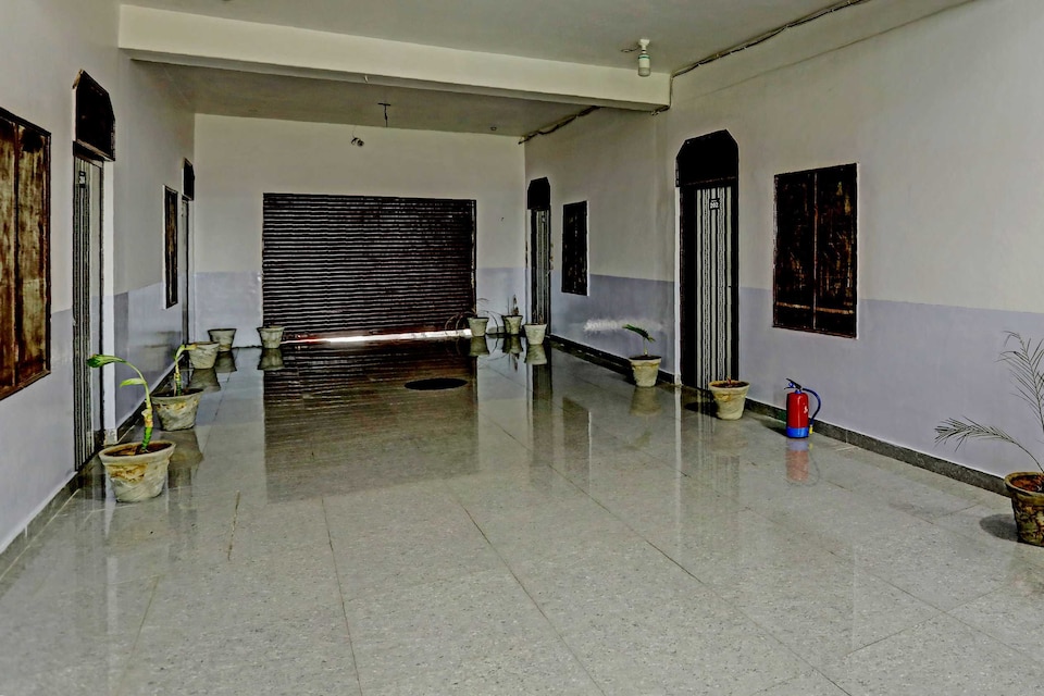 Hotel O NURSING FARM Mahrawal, Aligarh, Aligarh