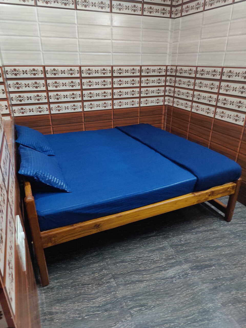 OYO HOME 91583 Hotel Tirumala Lodge, Shivamogga, Mysore