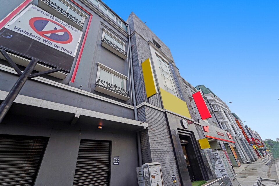 OYO Townhouse 1080 Chennai Central Near Albert Theatres, Central Chennai, Chennai