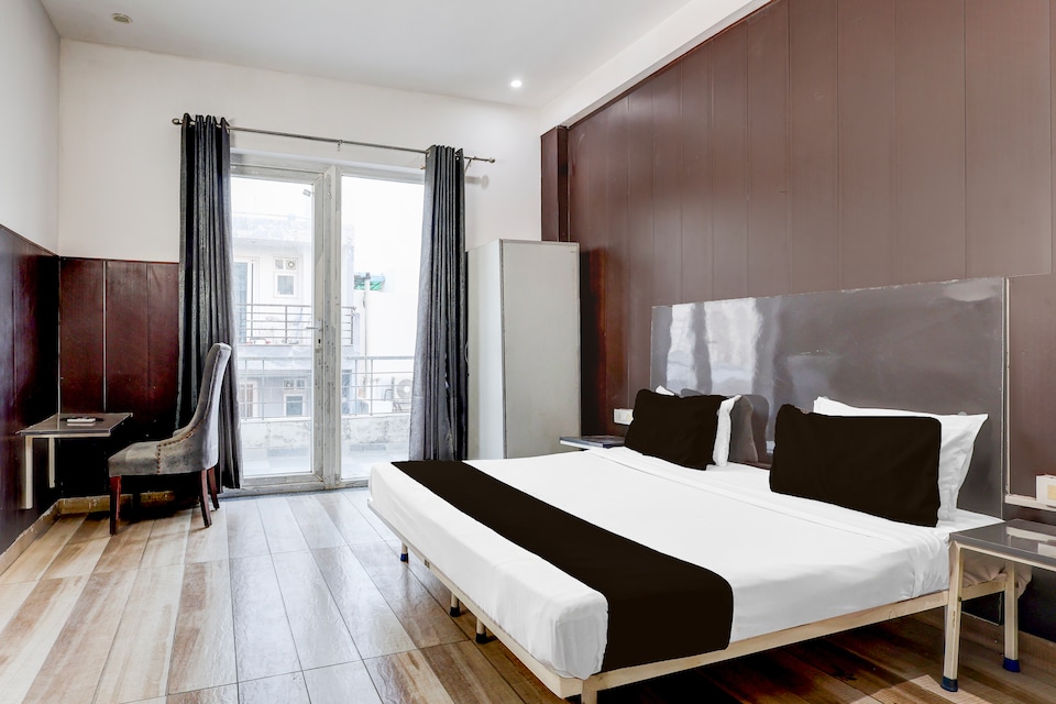 Hotel O Daffodils Inn, HUDA CENTRE 1, Gurgaon