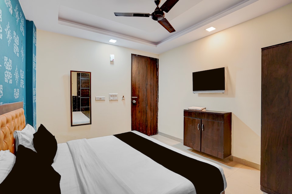 Hotel O IGI Airport Mahipalpur, Airport Delhi, Delhi Transit
