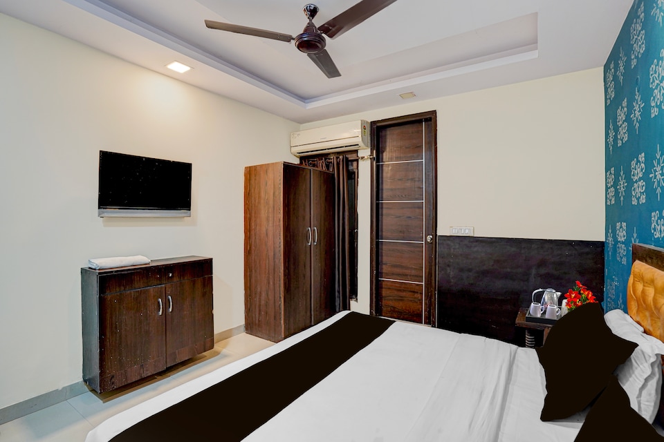 Hotel O IGI Airport Mahipalpur, Airport Delhi, Delhi Transit