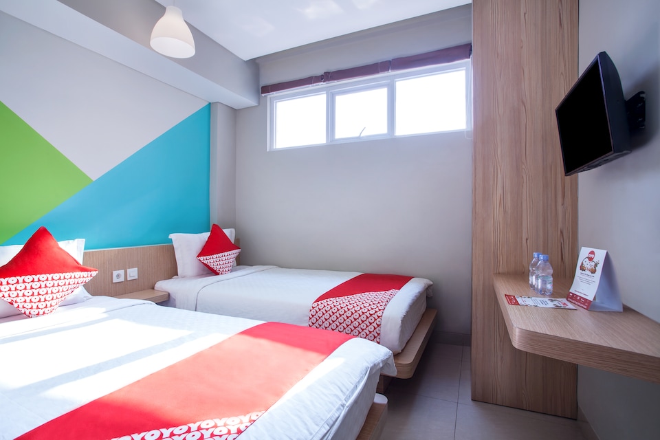 Flagship 101 Apple Platinum, Tanah Abang, Jakarta