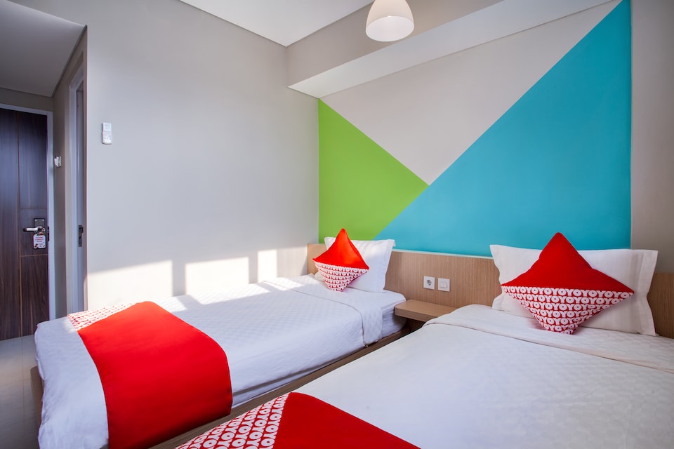 Flagship 101 Apple Platinum, Tanah Abang, Jakarta