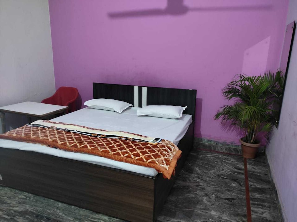 SPOT ON 91706 Vrindavan Restaurant , Meerut, Meerut