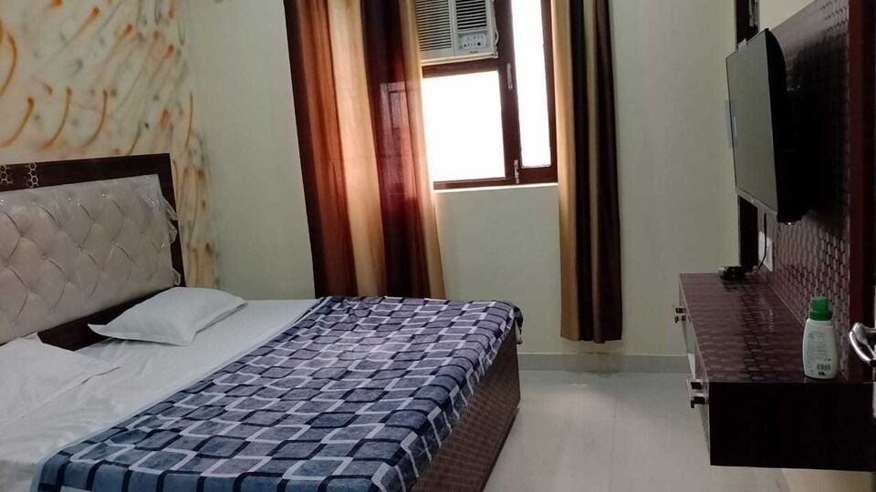 POP 91710 Bhishma Rooms Restaurant And Banquet , Bulandshahr, Bulandshahr