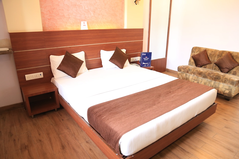 OYO 394 Hotel Panvel Palace, Mumbai Panvel-CBD-Taloja, Mumbai