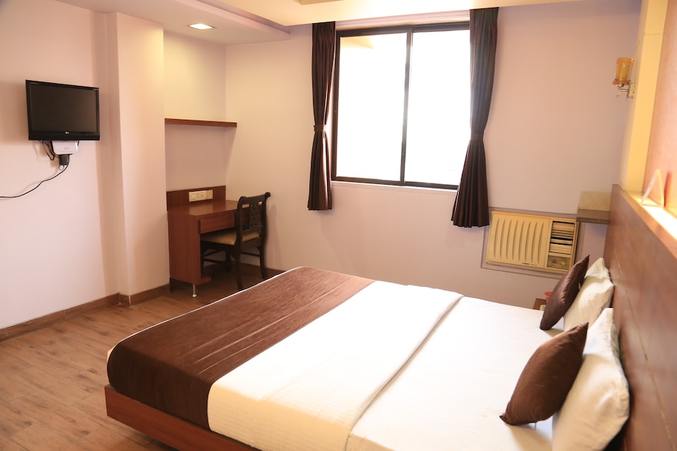 OYO 394 Hotel Panvel Palace, Mumbai Panvel-CBD-Taloja, Mumbai