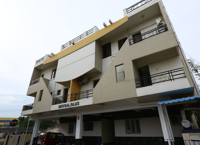 Capital O J Service Appartment