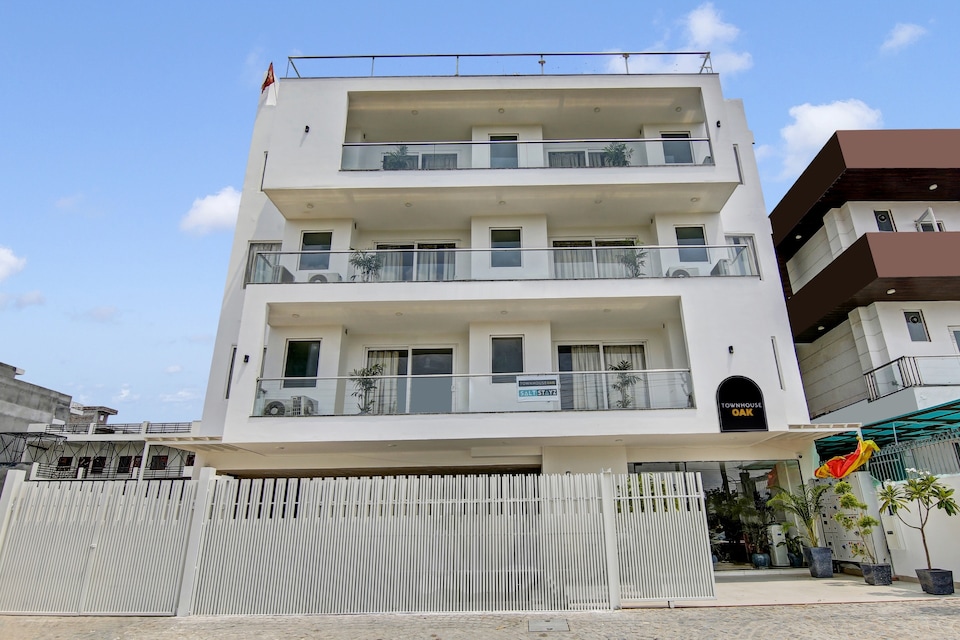 Live on GRG3185, HUDA CENTRE 1, Gurgaon