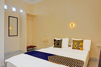 SPOT ON 91461 Saungawi Stay Syariah