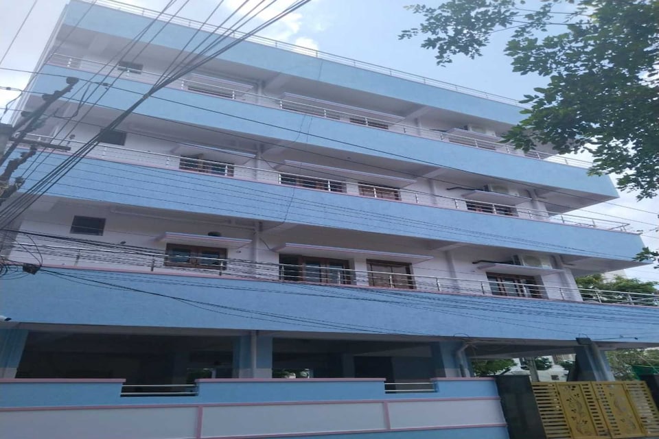 OYO Flagship 91870 Jayasai Guest Rooms, Guntur, Guntur